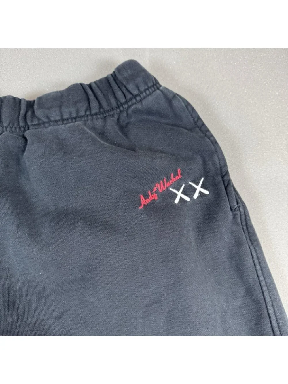 Uniqlo kaws warhol